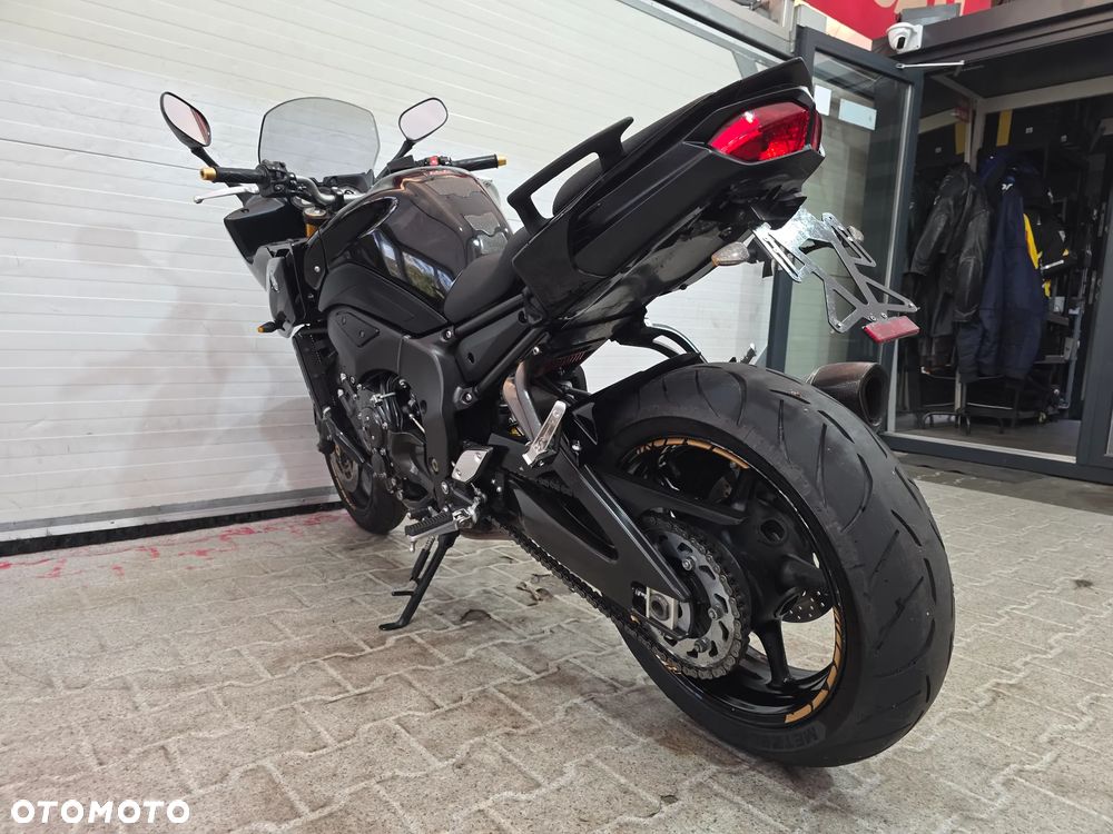 Yamaha FZ - 17