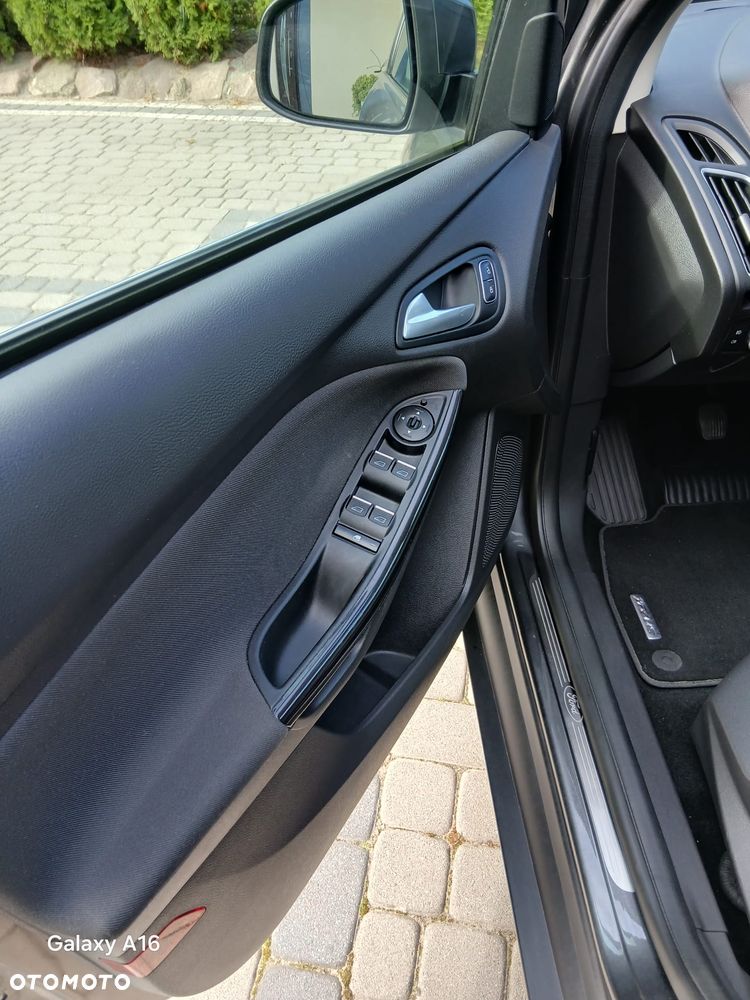 Ford Focus 1.5 TDCi DPF Start-Stopp-System Titanium - 27