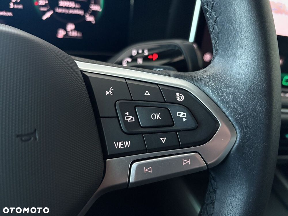 Volkswagen Passat - 15