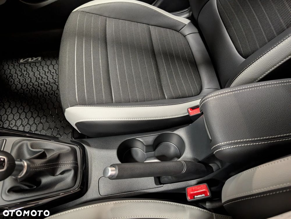 Kia Stonic 1.2 L - 20