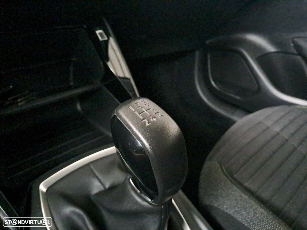Peugeot 208 1.2 PureTech Active - 19