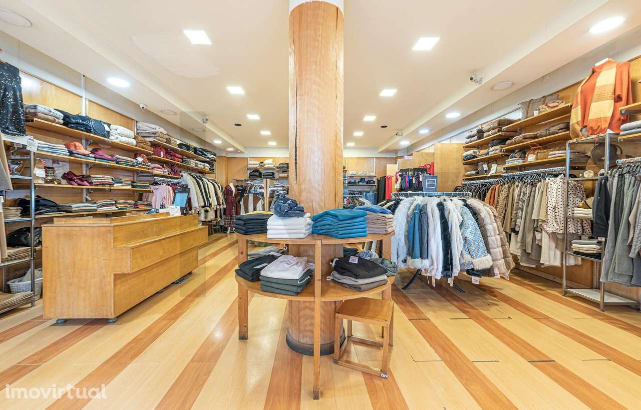 Loja 2 Pisos - Benfica - Av. Grão Vasco - Rendimento Mensal 3.000€ (op - Grande imagem: 4/17