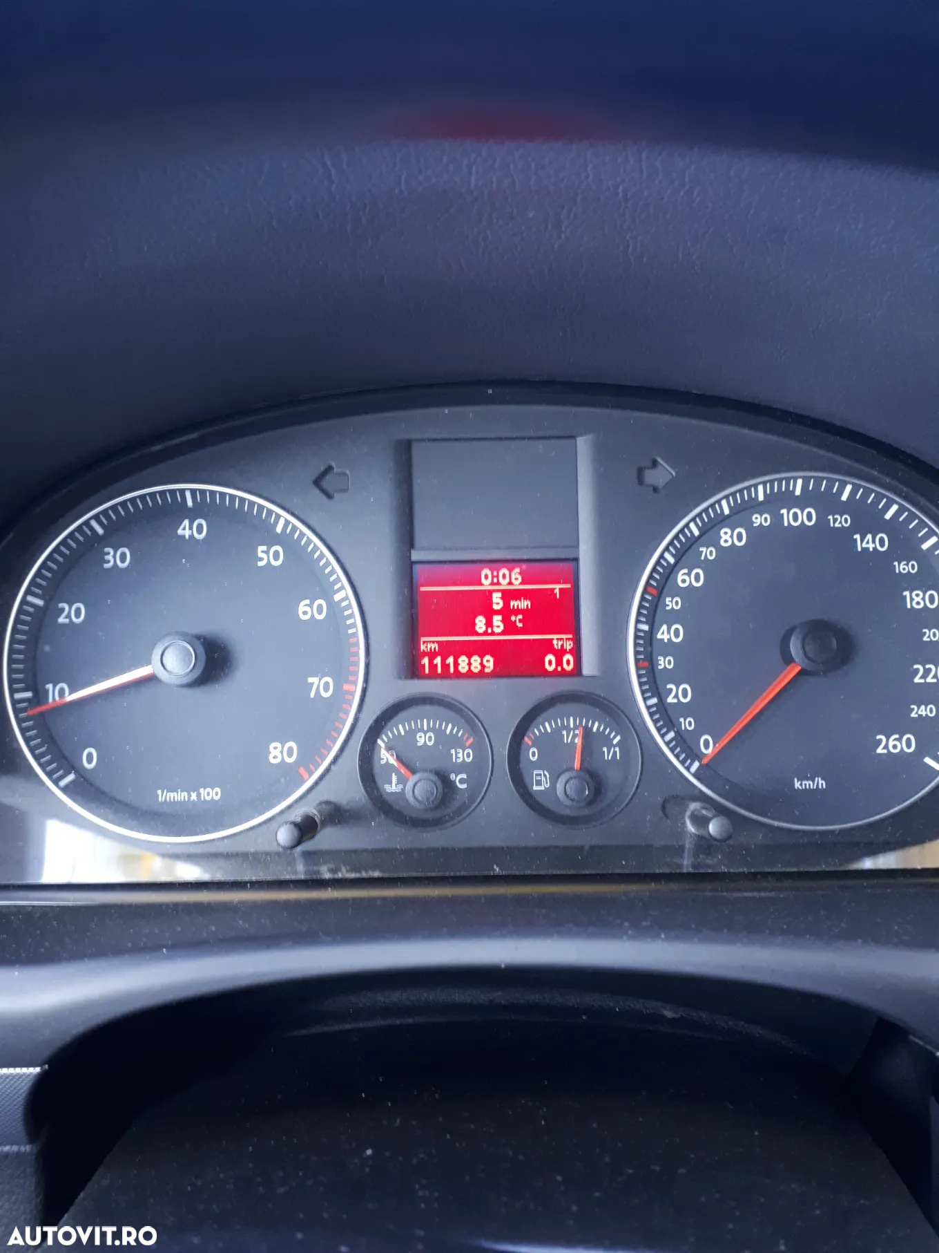 Volkswagen Touran 1.6 FSI - 13