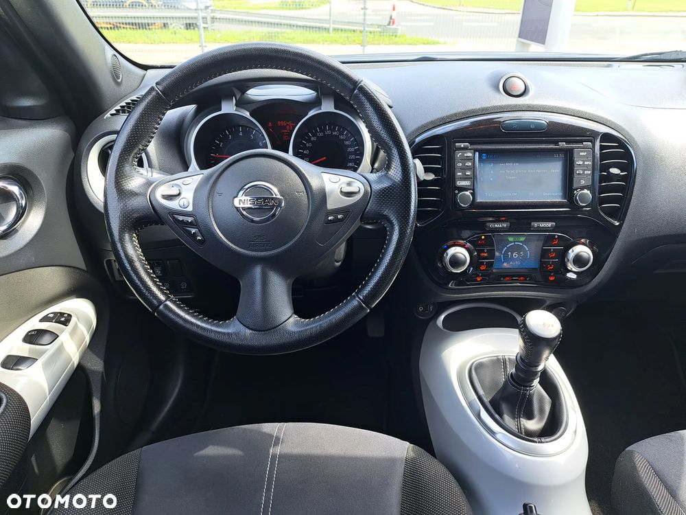 Nissan Juke 1.2 DIG-T N-Connecta EU6 - 9