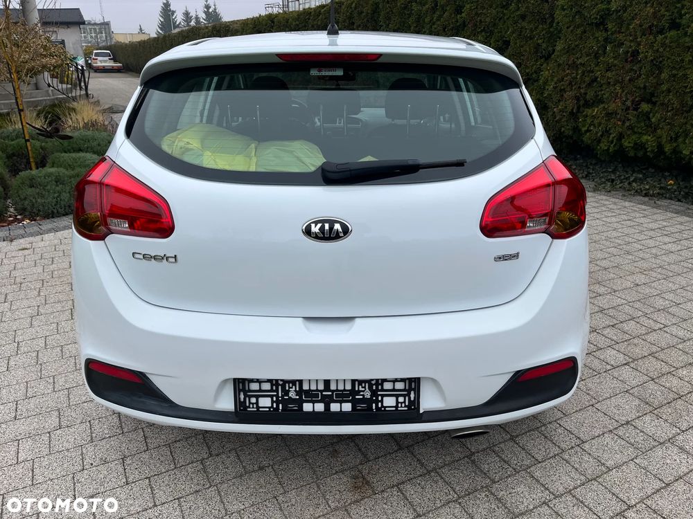 Kia Ceed 1.4 CRDi 90 Vision - 3