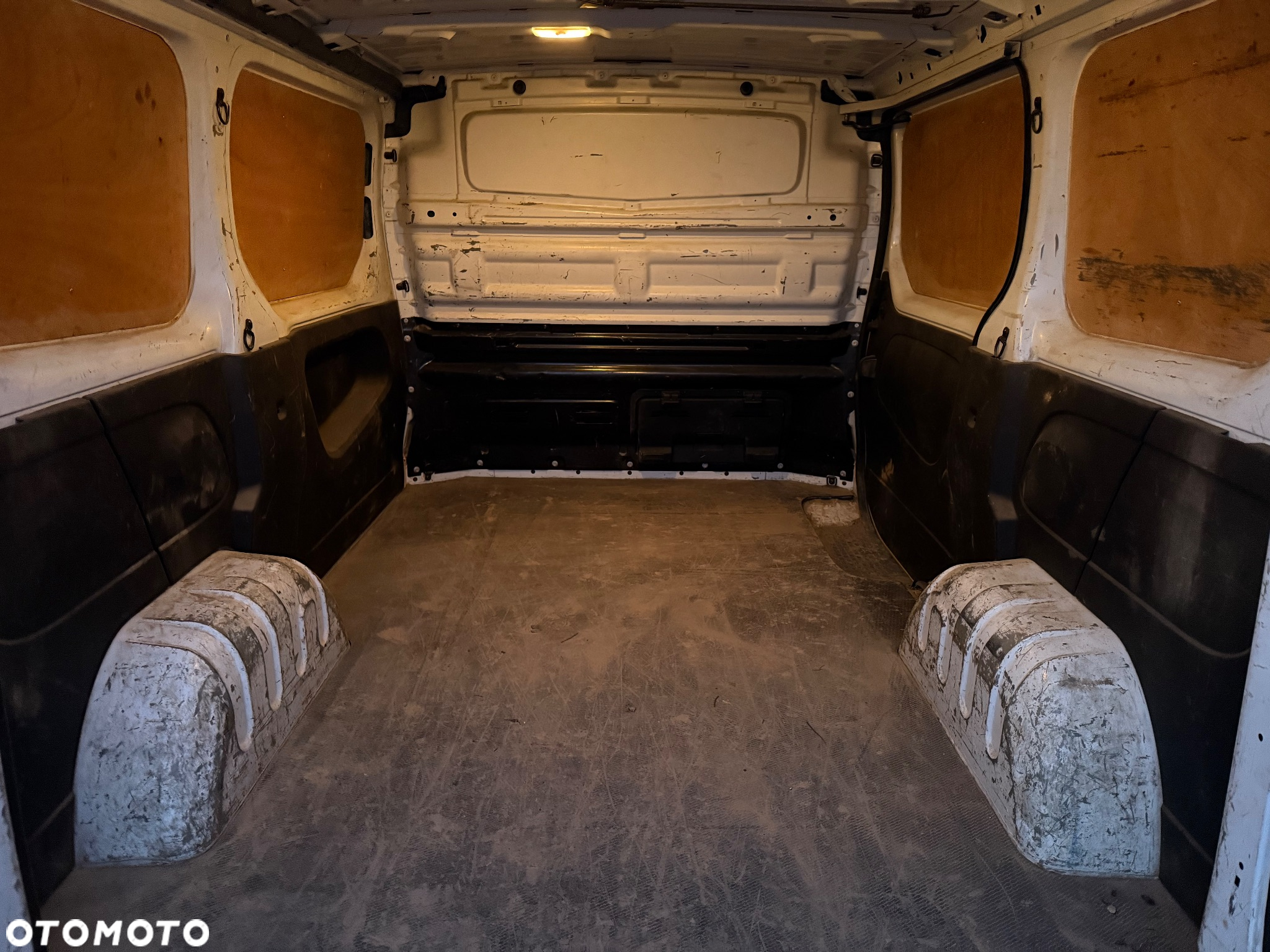 Renault Trafic - 11
