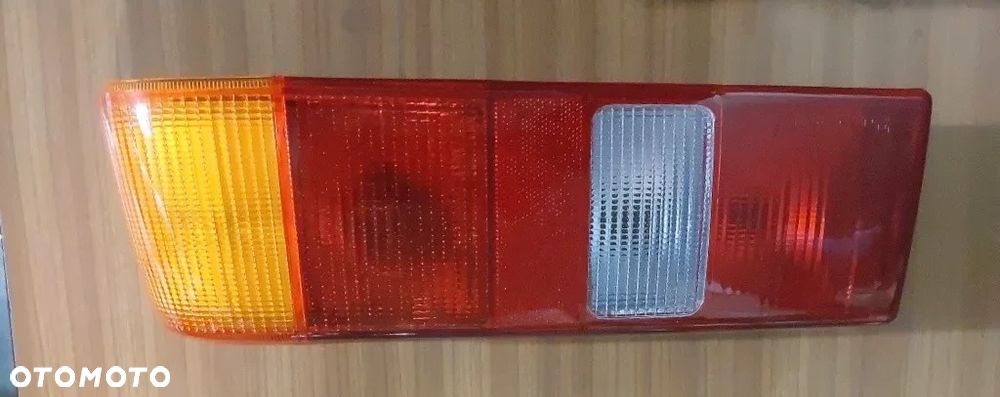 Lampa tył prawa pasuje do Ford Sierra