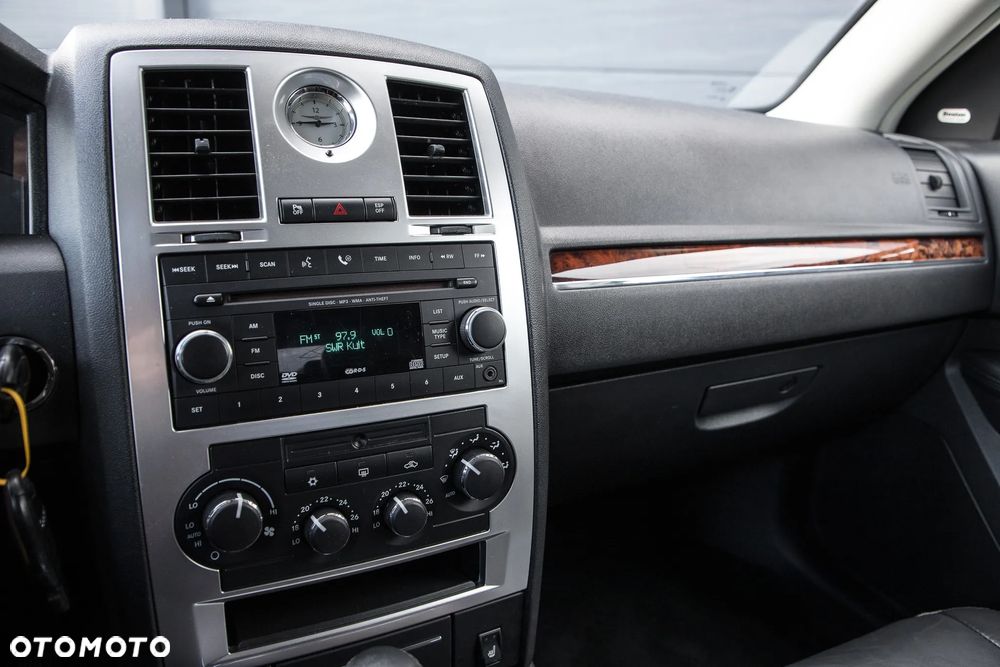 Chrysler 300C 2.7 Automatik - 23