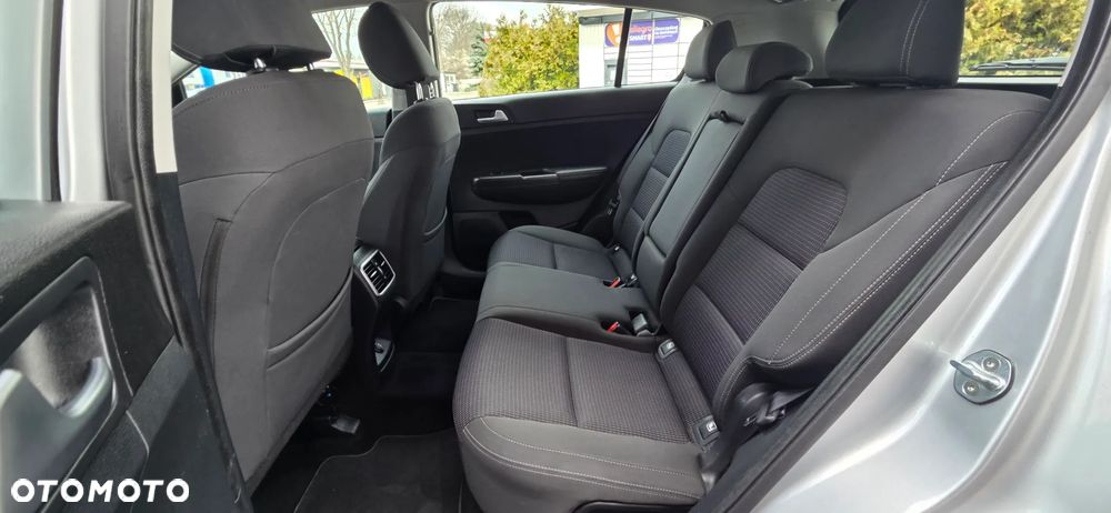 Kia Sportage 1.6 T-GDI AWD VISION - 32