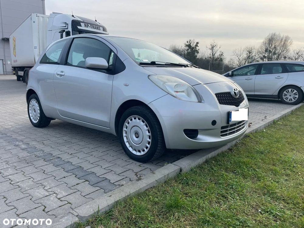 Toyota Yaris 1.0 Terra - 1