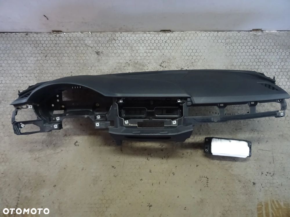 8W1857001K deska kokpit poduszka Audi A4 A5 8W B9 czesci - 1