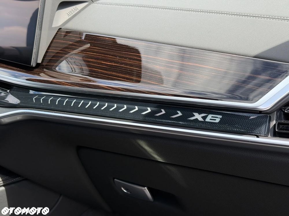 BMW X6 xDrive30d - 26