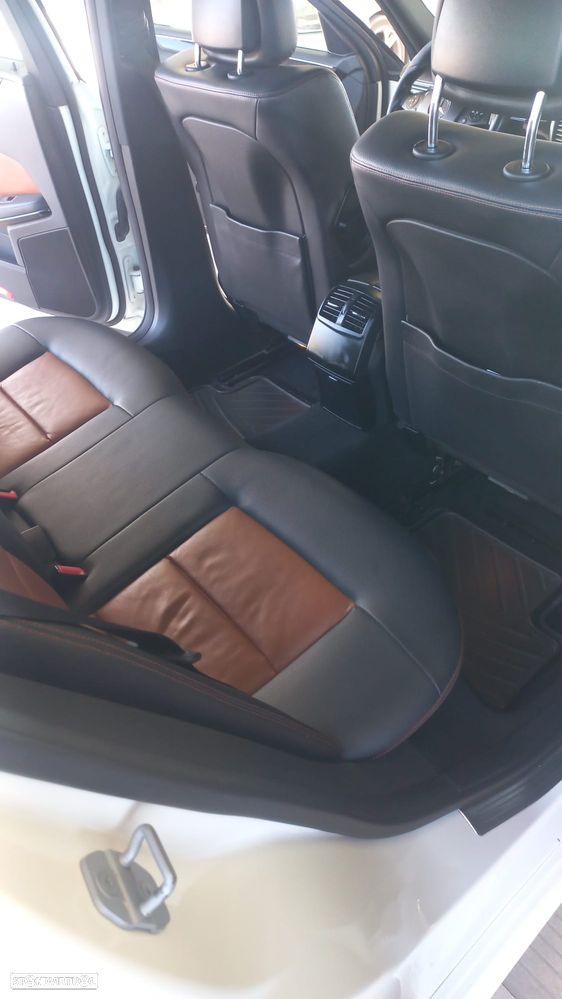 Mercedes-Benz E 250 BlueTEC Elegance - 12