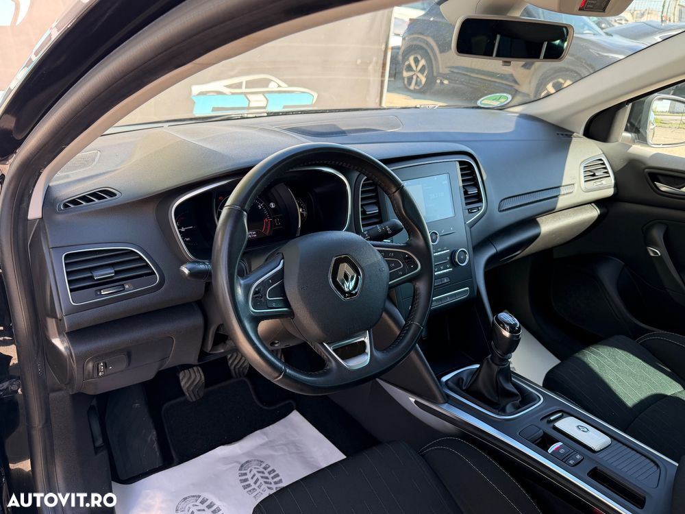 Renault Megane TCe GPF Limited - 11