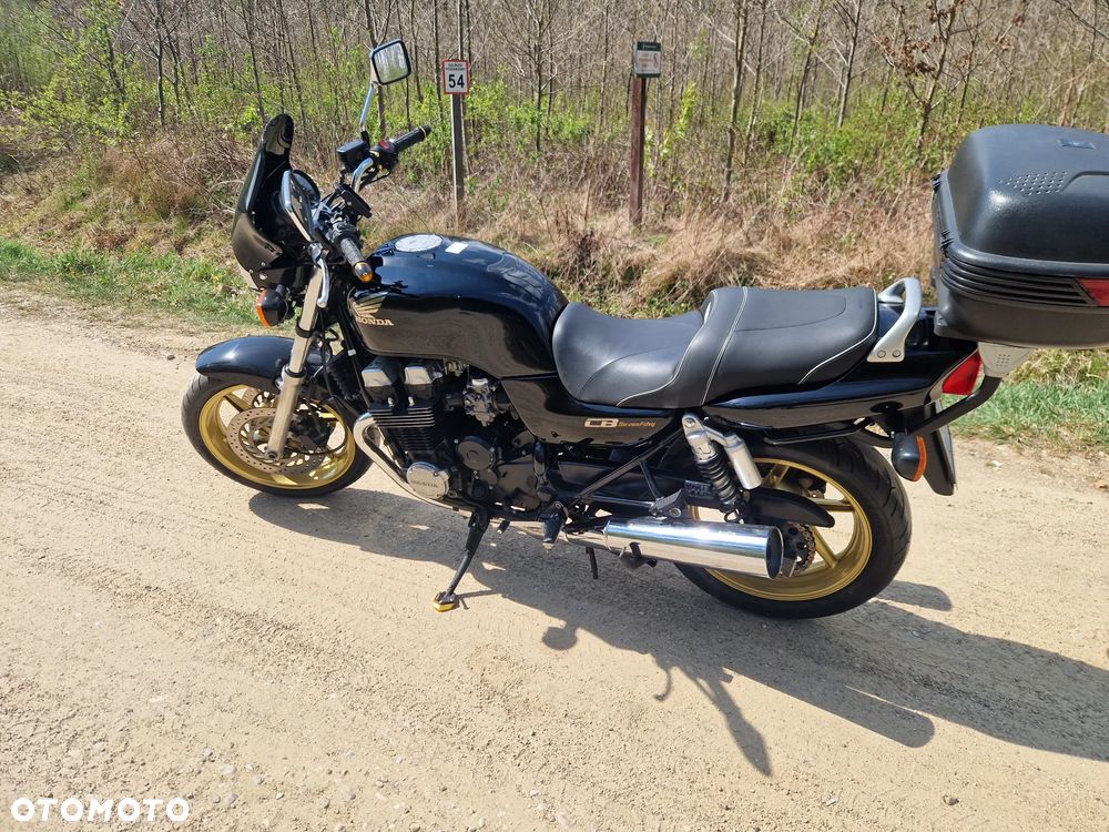 Honda CB - 3