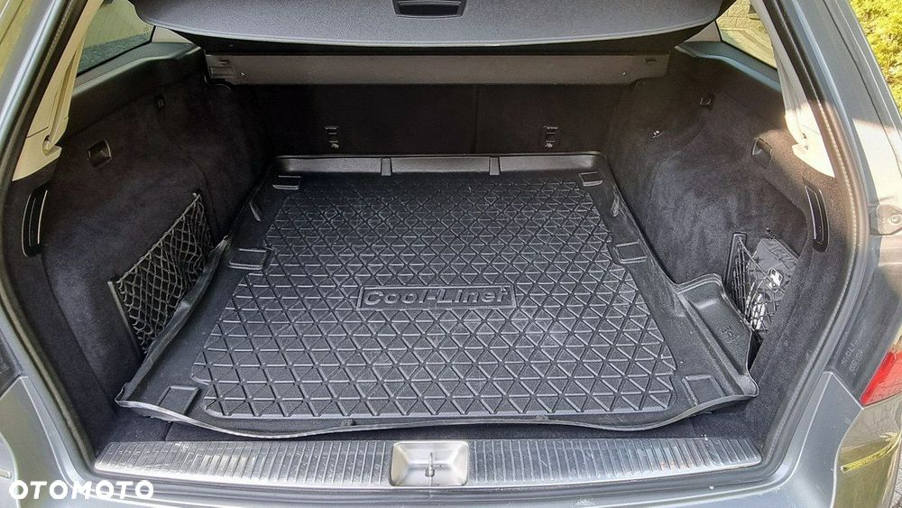 Mercedes-Benz Klasa E - 22