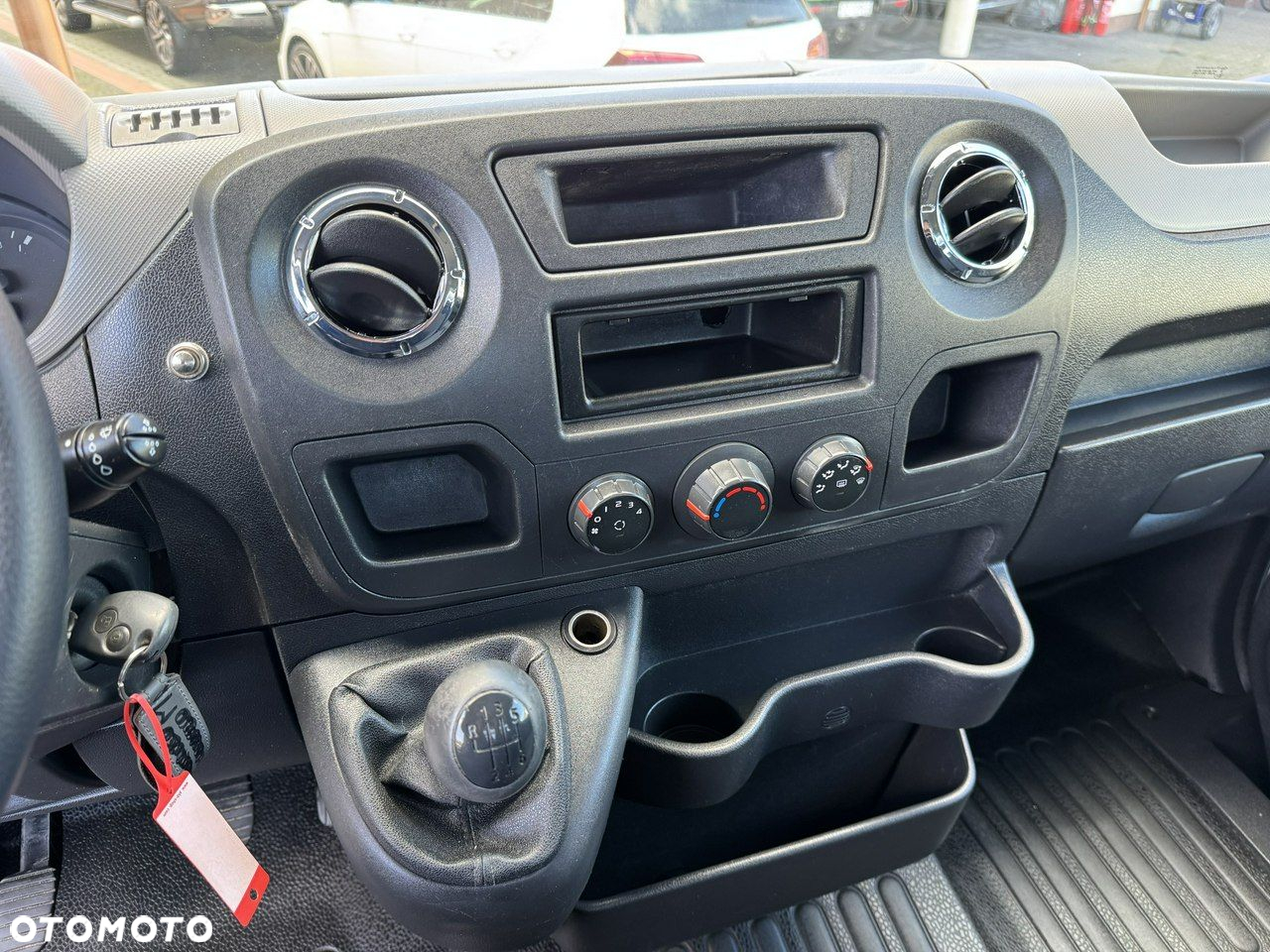 Renault Master - 24