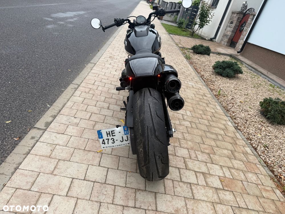 Harley-Davidson Sportster - 5