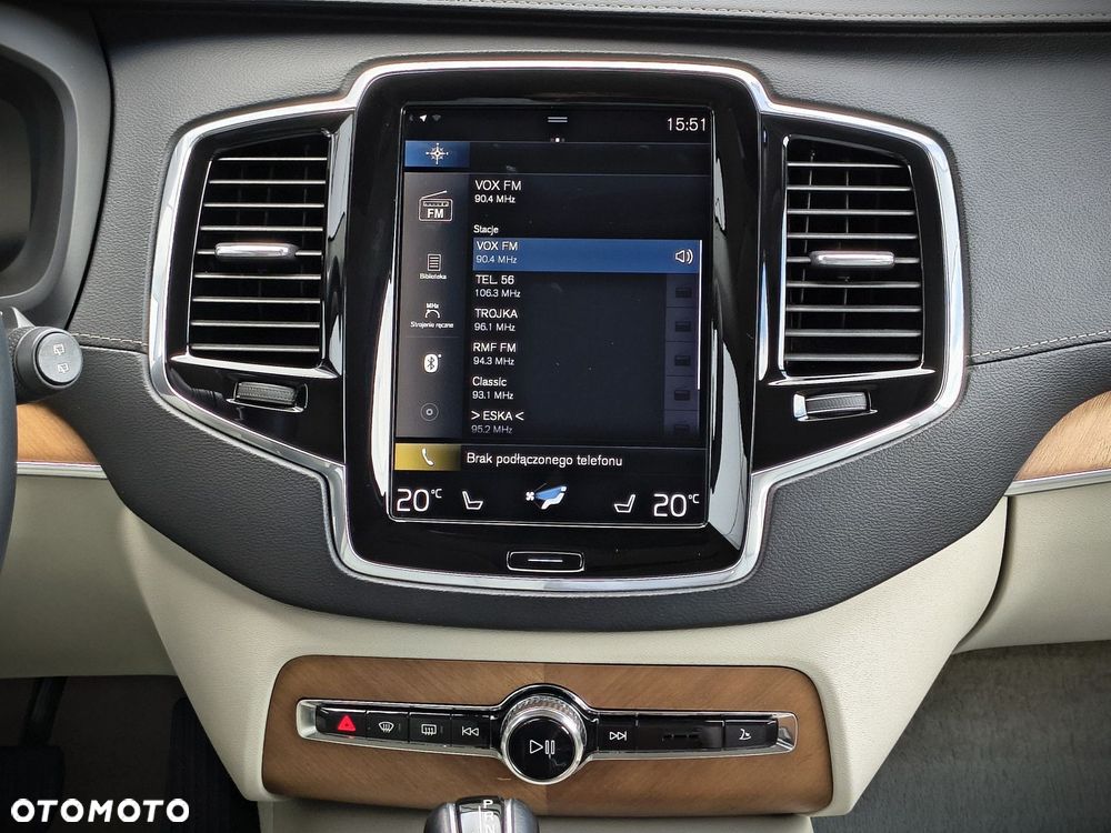 Volvo XC 90 - 20