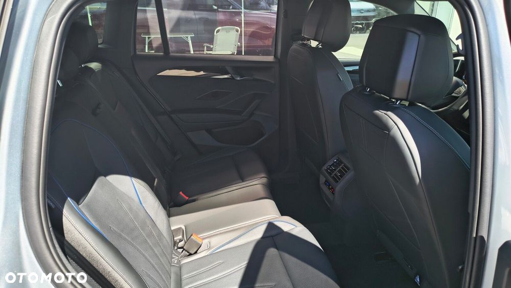 Volkswagen Tiguan - 37