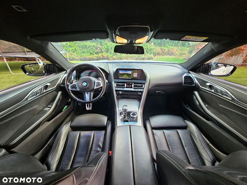 BMW Seria 8 840i - 10