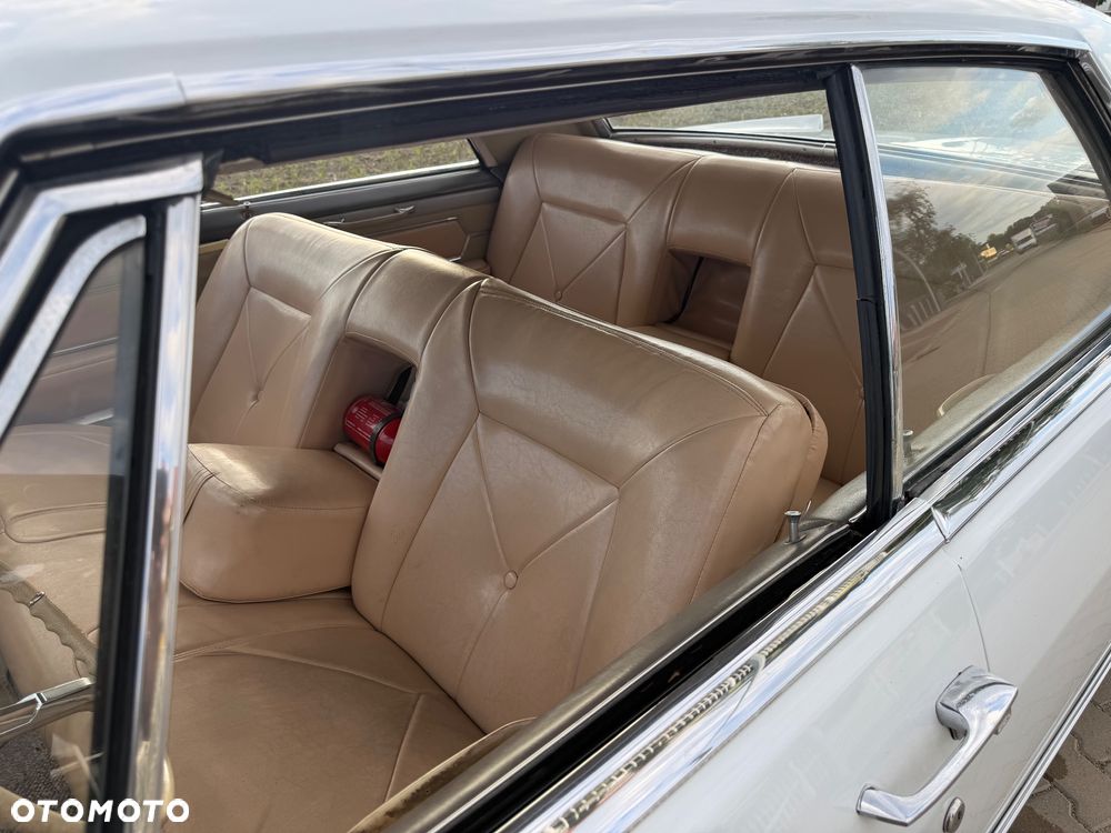 Cadillac Deville - 20