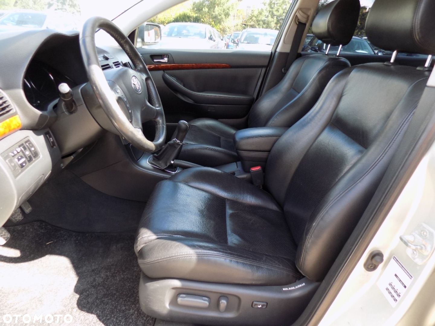 Toyota Avensis - 7