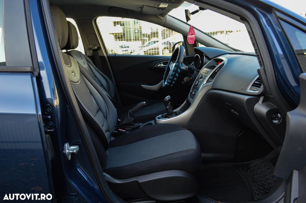 Opel Astra 1.6 Sport - 20