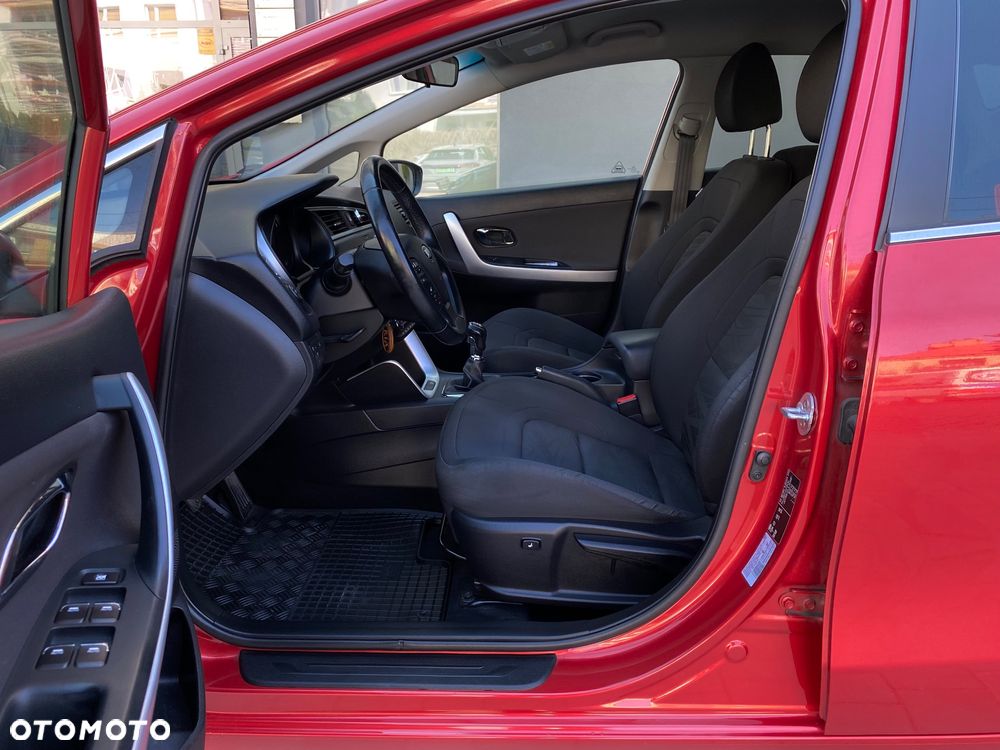 Kia Ceed 1.6 GDI L Business Line - 26