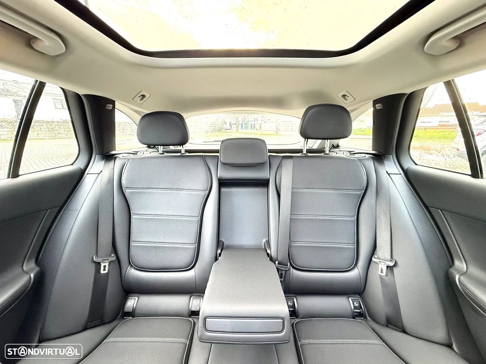 Mercedes-Benz C 300 - 16