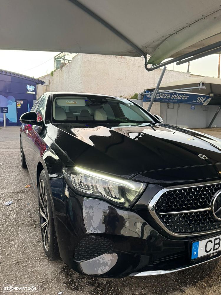 Mercedes-Benz E 300 de 9G-TRONIC - 1