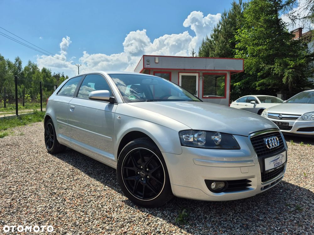 Audi A3 3-drzwiowe 1.6 S Line Sportpaket plus - 3