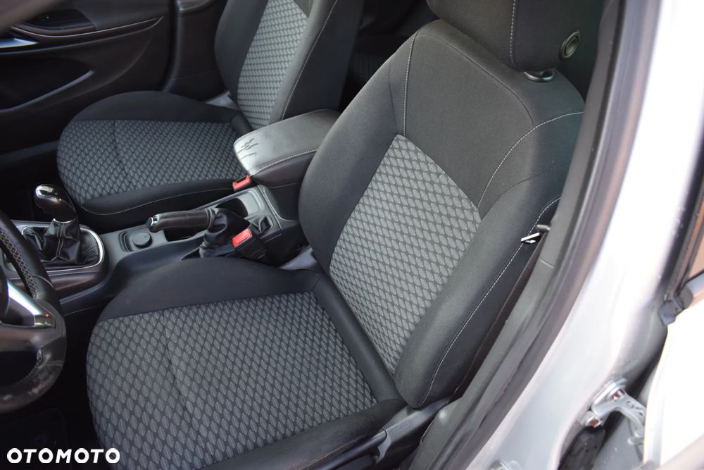 Opel Astra 1.6 CDTI DPF ecoFLEX Start/Stop Exklusiv - 12