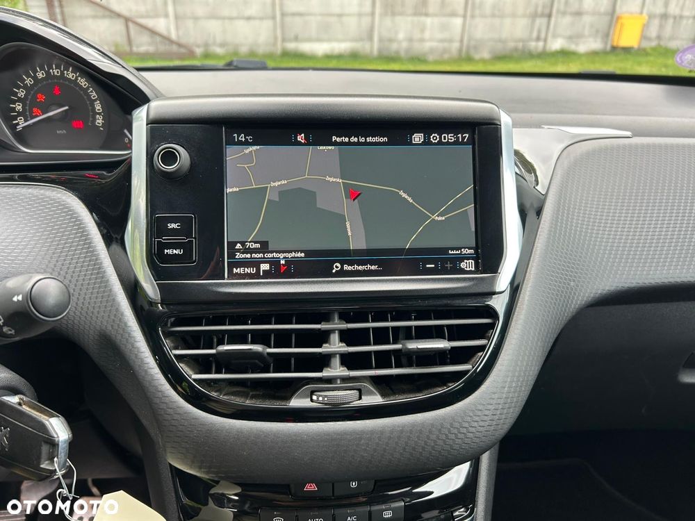 Peugeot 208 PureTech 110 Stop & Start Allure - 16