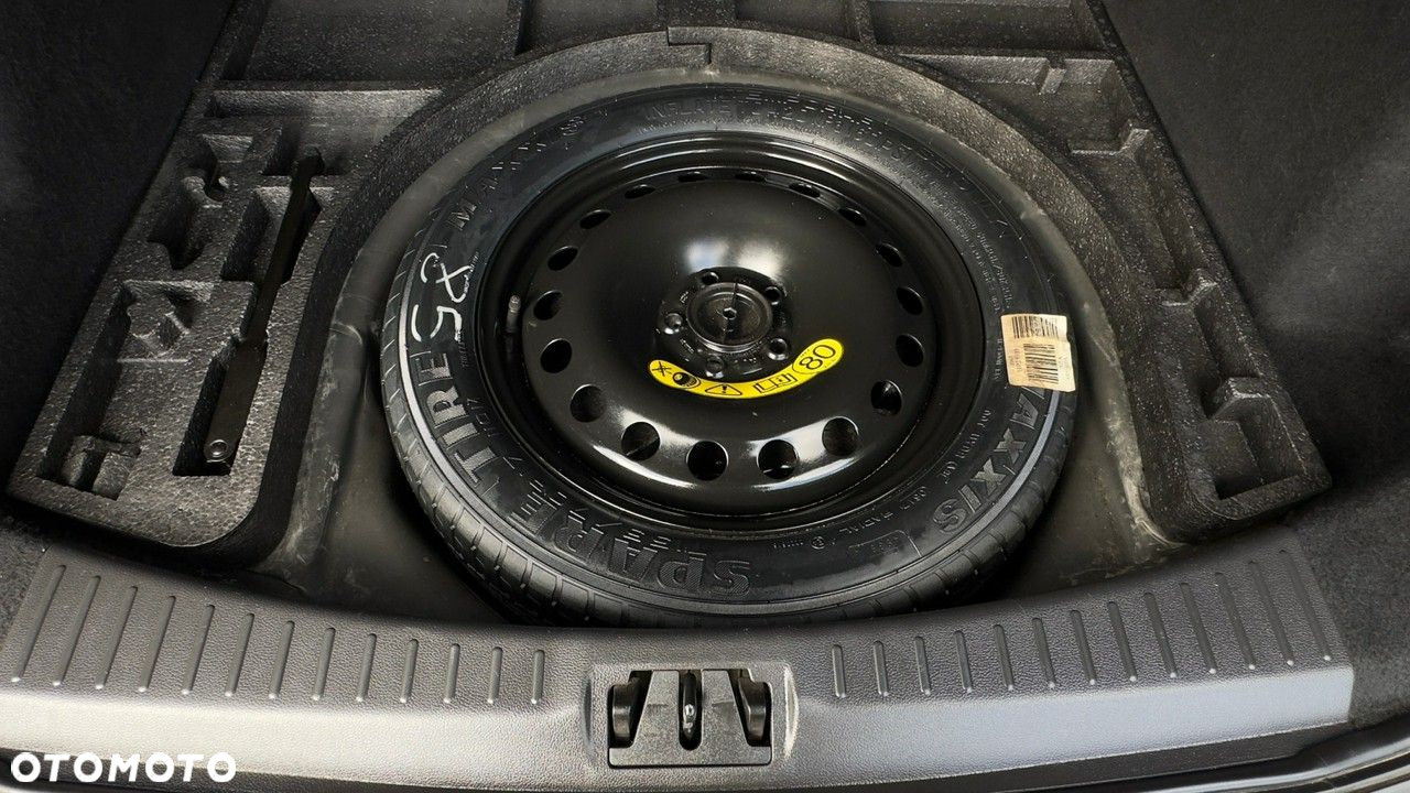 Ford Kuga - 31