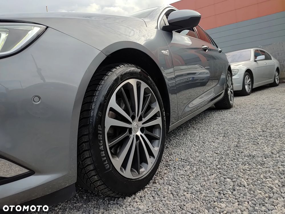 Opel Insignia - 8