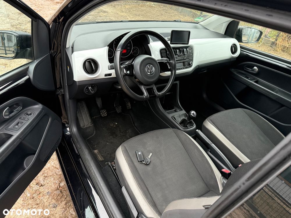 Volkswagen up! black - 4