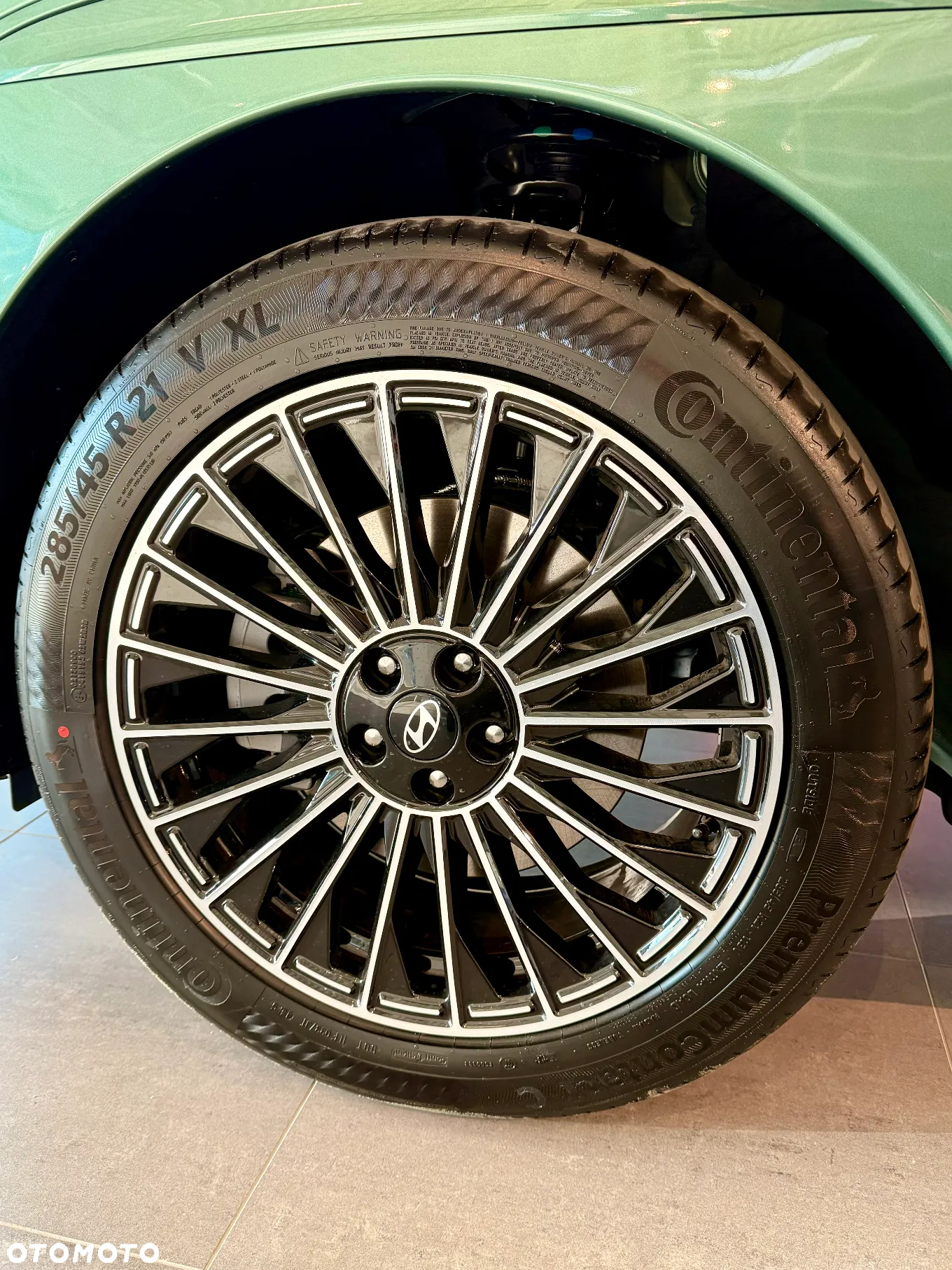 Hyundai IONIQ 9 110kWh Calligraphy AWD - 11