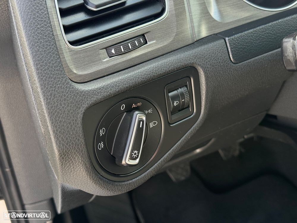 VW Golf Variant 1.2 TSi Confortline - 11