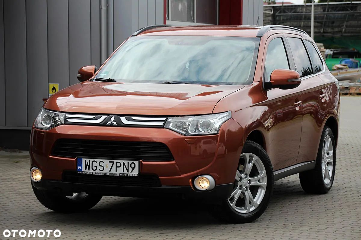 Mitsubishi Outlander 2.2 DID Intense + 4WD - 1