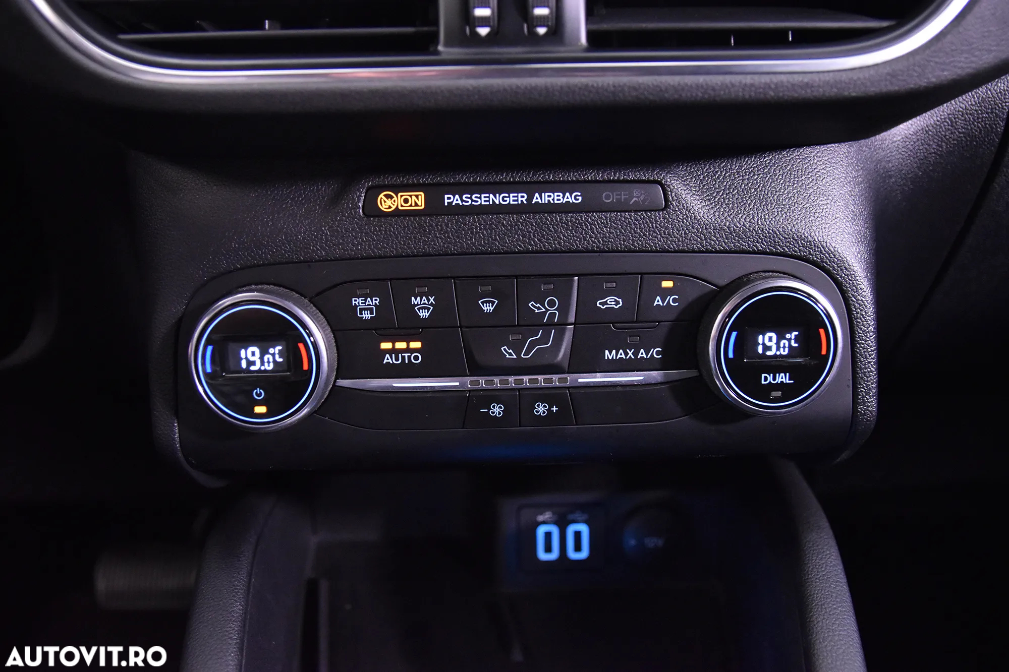 Ford Kuga 2.5 Duratec PHEV ACTIVE - 18