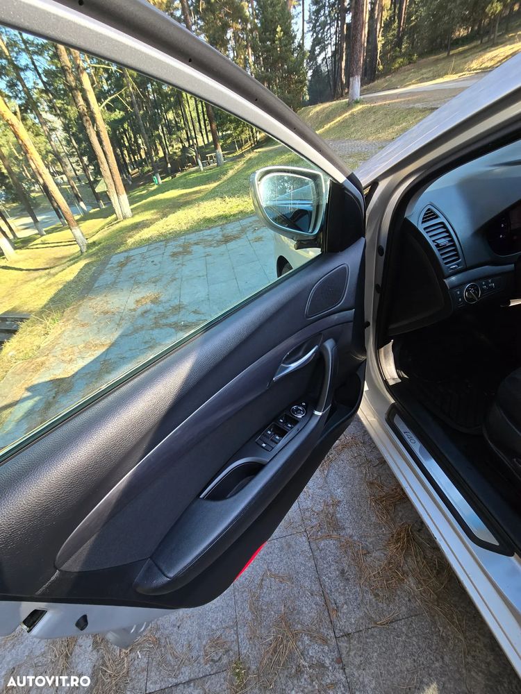 Hyundai i40 1.7 CRDI DPF Sedan Highway+ - 18