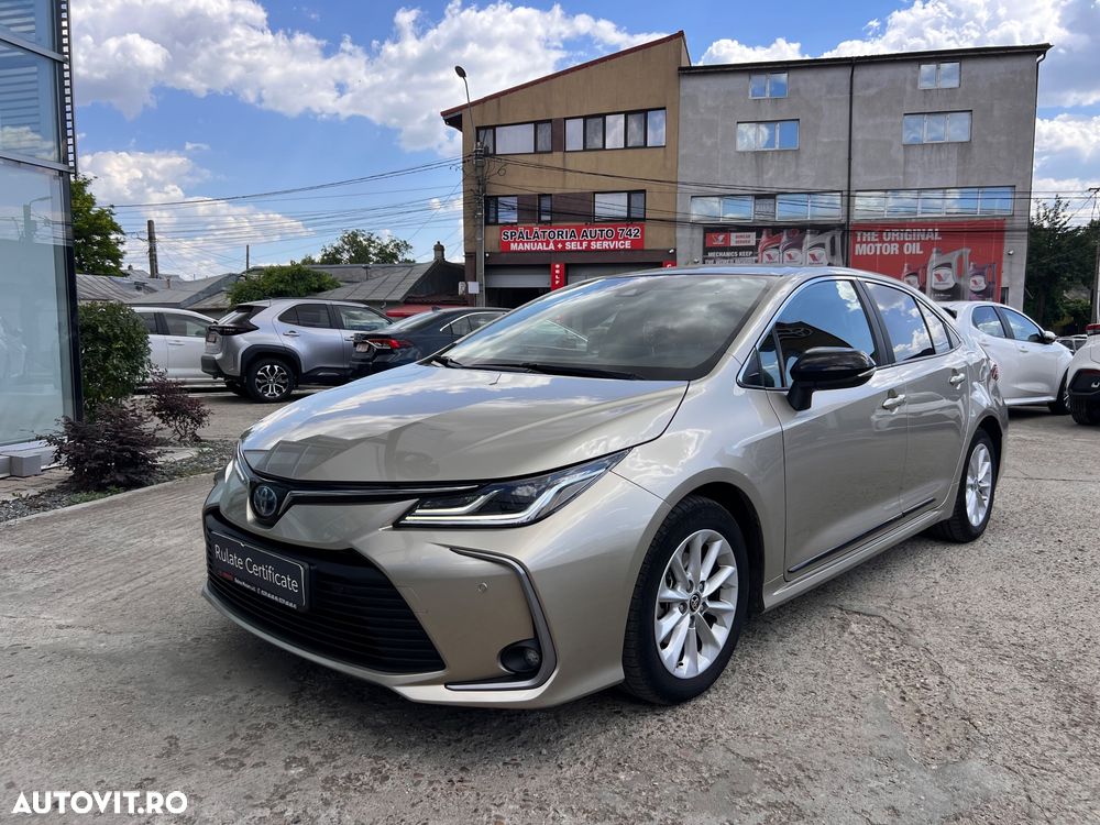 Toyota Corolla - 2