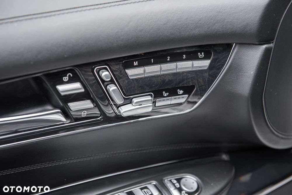 Mercedes-Benz CL 63 AMG 7G-TRONIC - 5