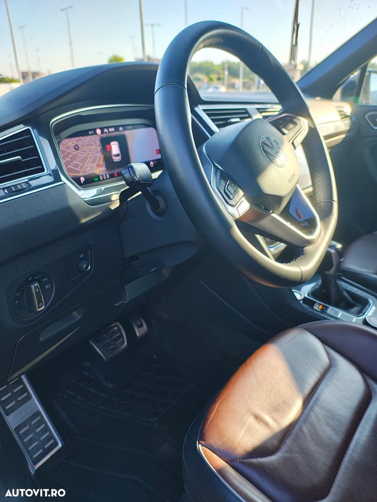 Volkswagen Tiguan 2.0 TDI SCR 4MOTION DSG Elegance - 8