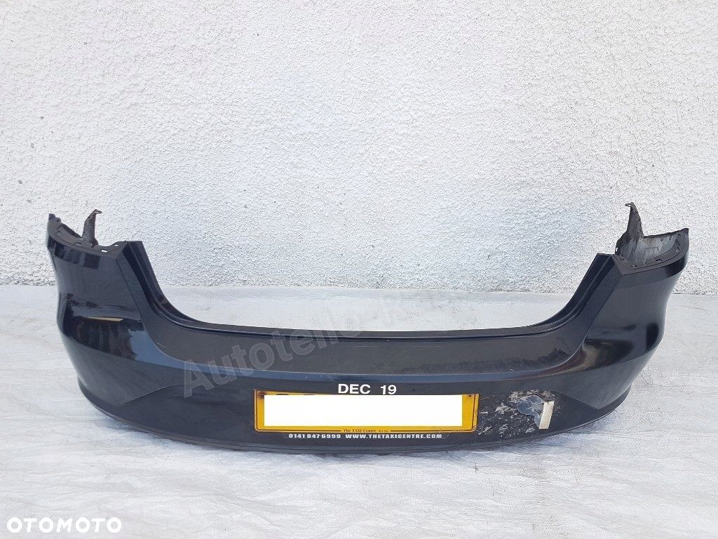 SEAT TOLEDO IV SKODA RAPID 2013r CZARNY ZDERZAK TYŁ LF9R - 1