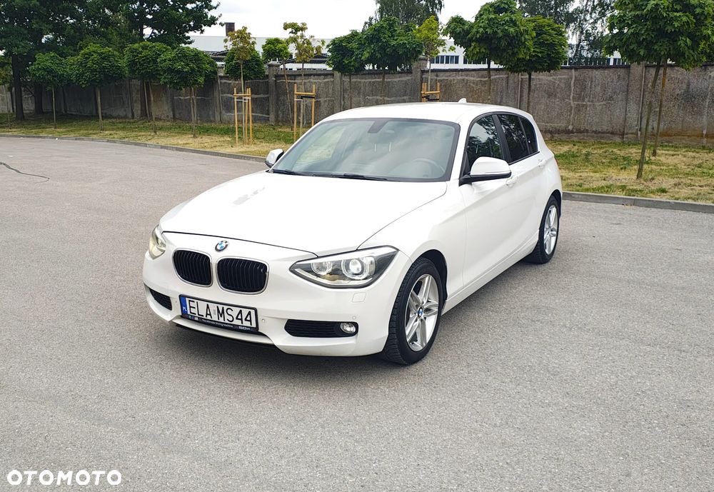 BMW Seria 1 118d Sport Line - 3