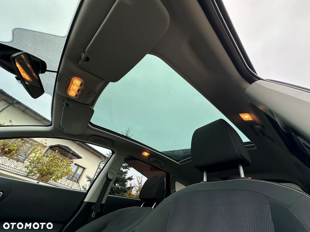 Nissan Qashqai+2 2.0 Tekna - 12