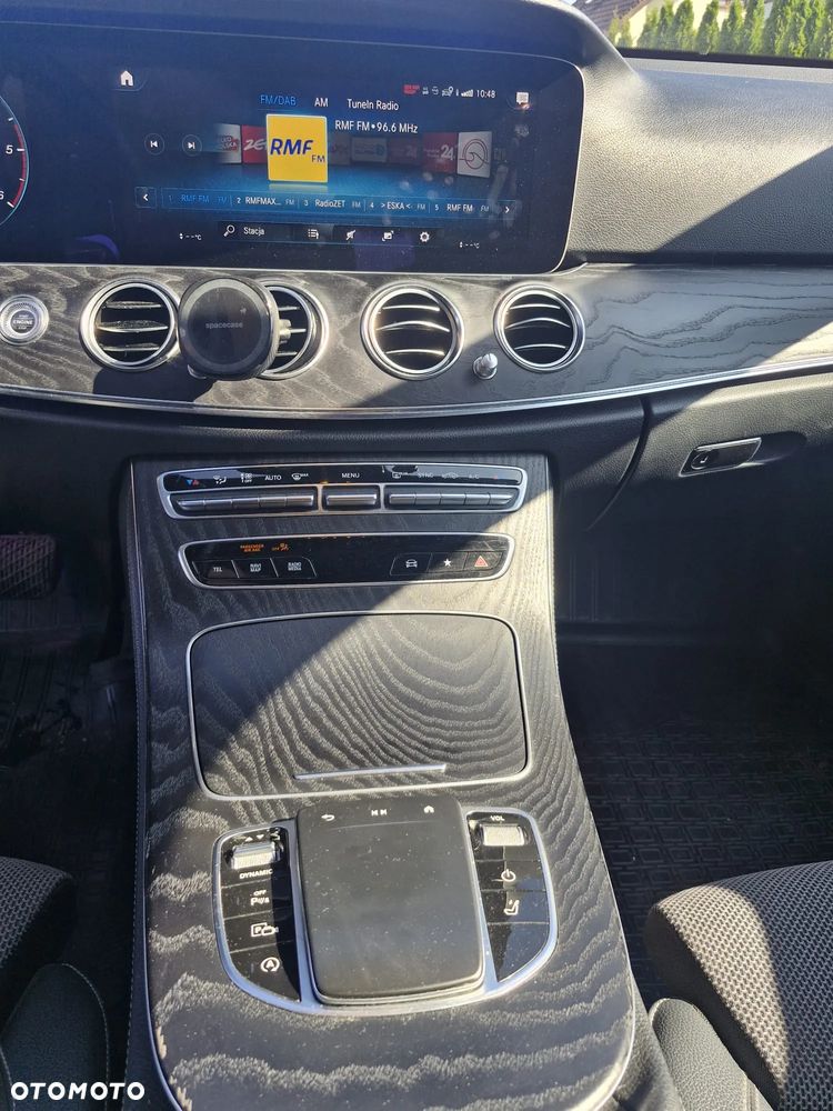 Mercedes-Benz Klasa E 220 d 9G-TRONIC Avantgarde - 9