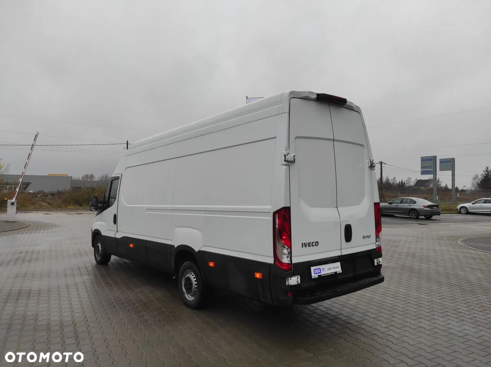Iveco DAILY 35S15 - 6